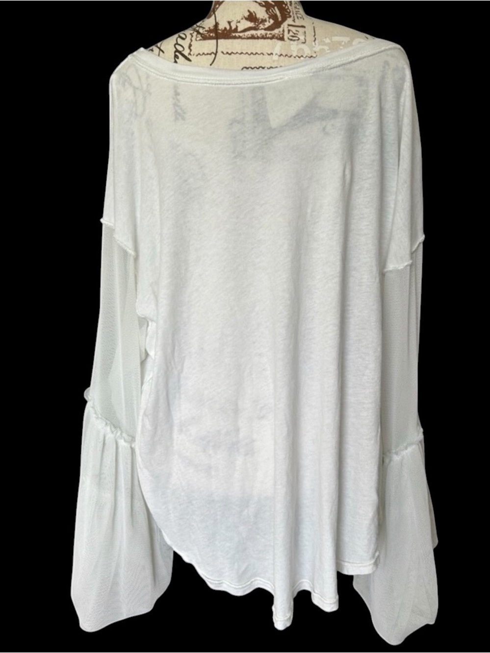 FREE PEOPLE Oversized, Bell Sleeve, Mesh Arms Woman’s Top size Small
